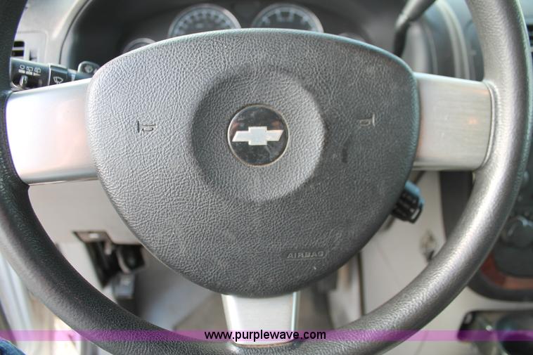 image for item L6831 2008 Chevrolet Uplander van