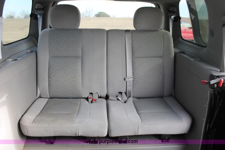 image for item L6831 2008 Chevrolet Uplander van