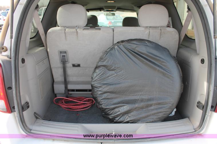 image for item L6831 2008 Chevrolet Uplander van