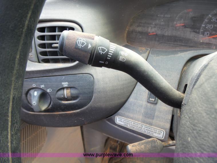 image for item L6834 1998 Ford F150 pickup truck