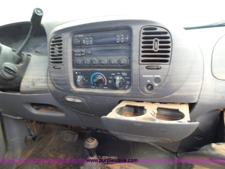 image for item L6834 1998 Ford F150 pickup truck