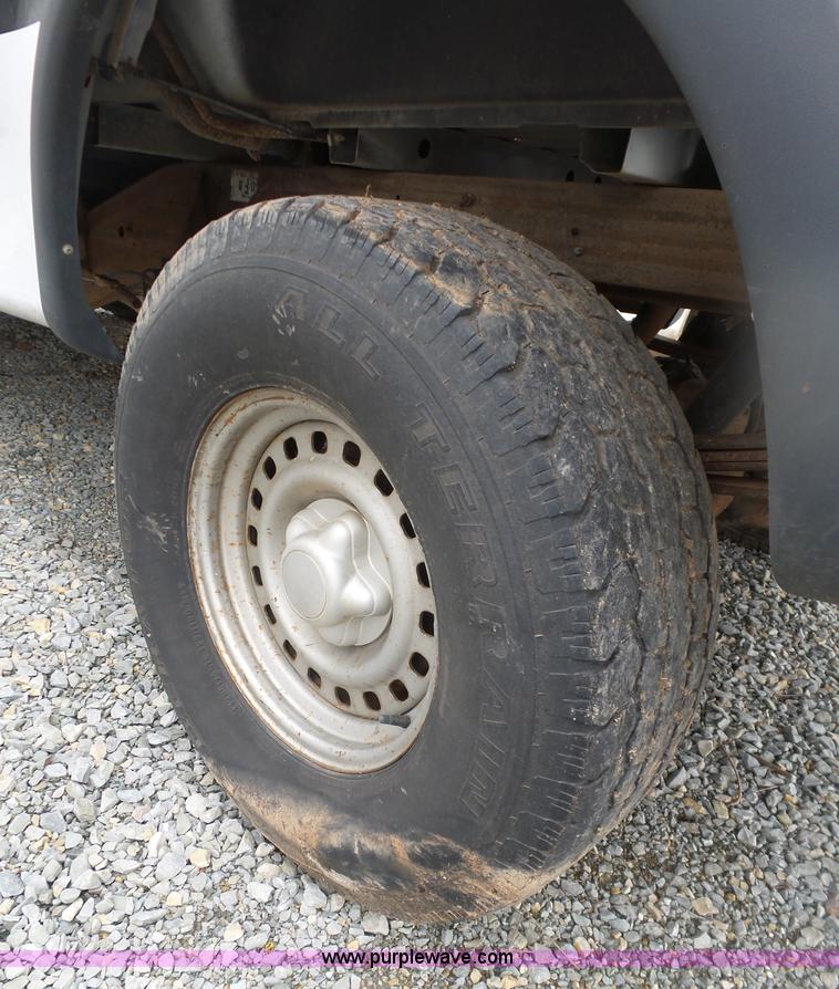 image for item L6834 1998 Ford F150 pickup truck