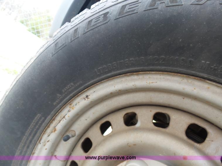 image for item L6834 1998 Ford F150 pickup truck