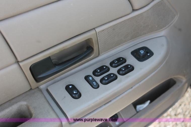 image for item L6835 2003 Ford Crown Victoria Police Interceptor