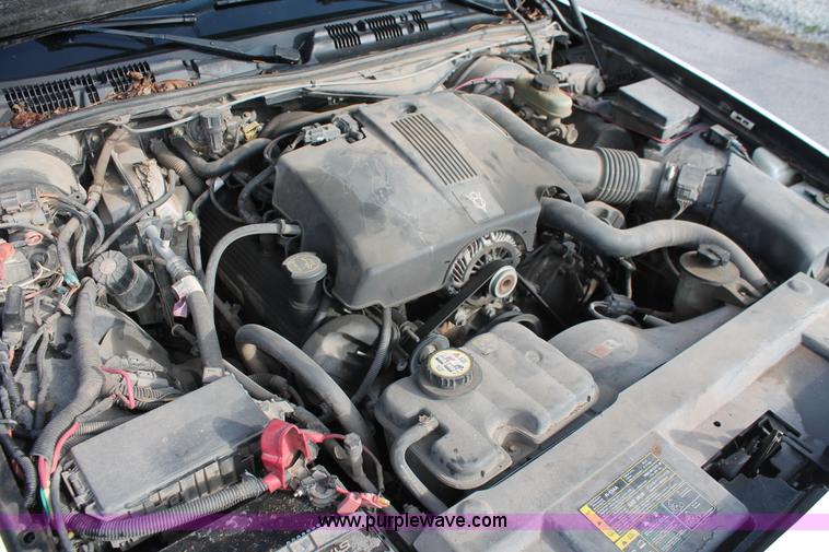image for item L6835 2003 Ford Crown Victoria Police Interceptor