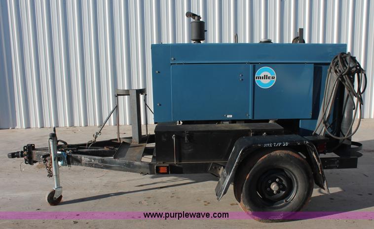 image for item L6843 Miller Trailblazer 44D Constant Current AC/DC arc welder/generator