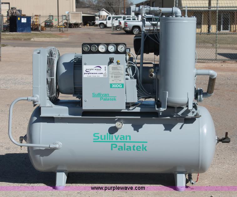 image for item L6846 2009 Sullivan Palatek 30DG air compressor