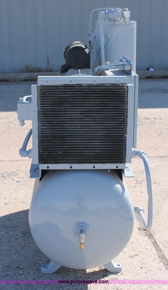 image for item L6846 2009 Sullivan Palatek 30DG air compressor