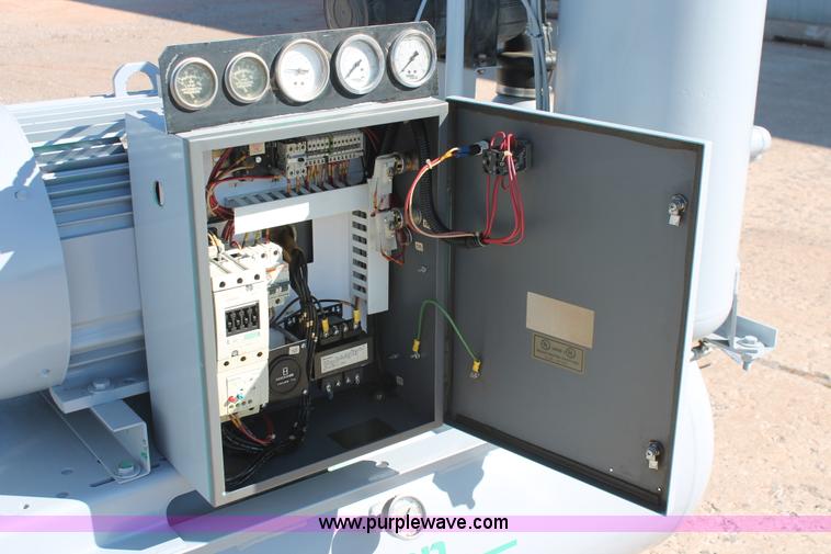 image for item L6846 2009 Sullivan Palatek 30DG air compressor