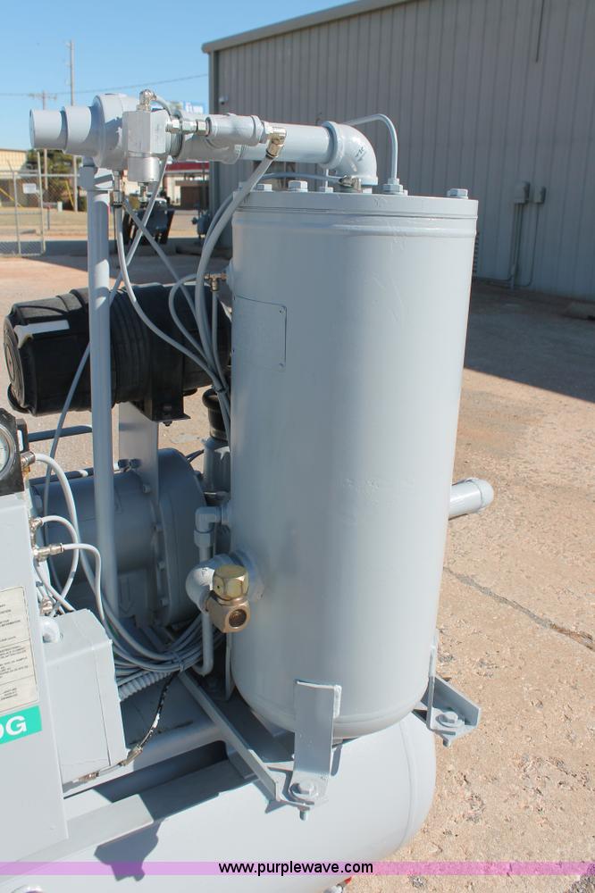 image for item L6846 2009 Sullivan Palatek 30DG air compressor