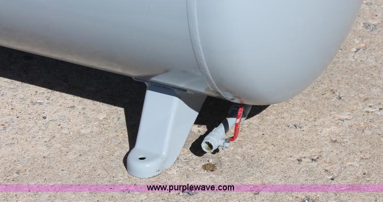 image for item L6846 2009 Sullivan Palatek 30DG air compressor