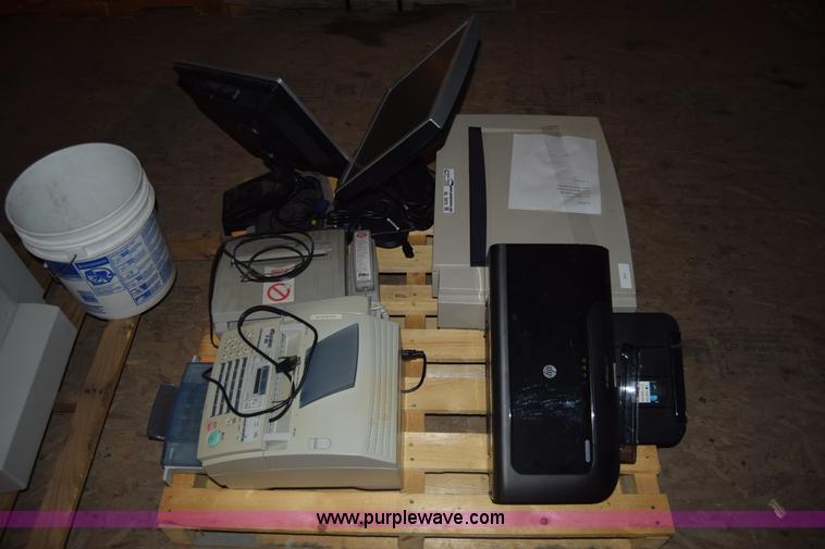 image for item BF9997 Assorted electronics