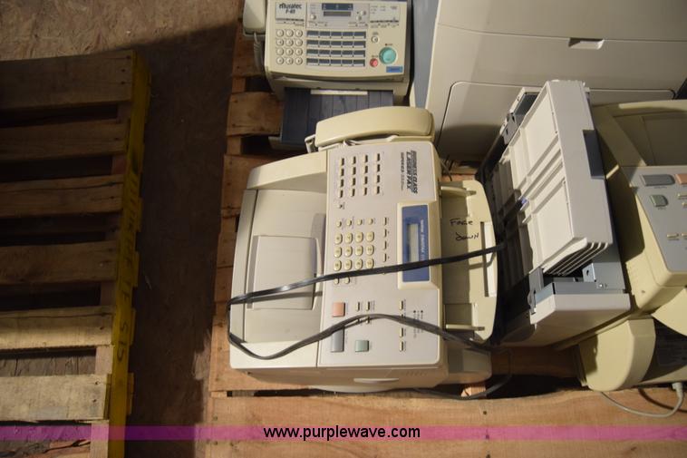 image for item BF9997 Assorted electronics