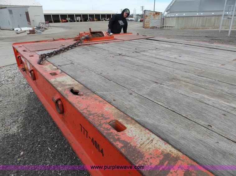 image for item BL9627 1994 Landoll 345-31 tilt deck trailer