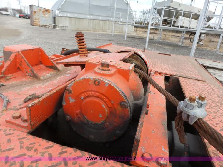 image for item BL9627 1994 Landoll 345-31 tilt deck trailer