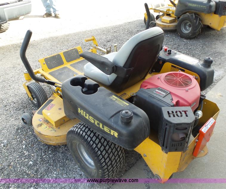 image for item BL9628 2006 Hustler FasTrak lawn mower