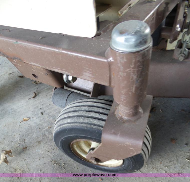 image for item BL9629 2007 Grasshopper 120K lawn mower