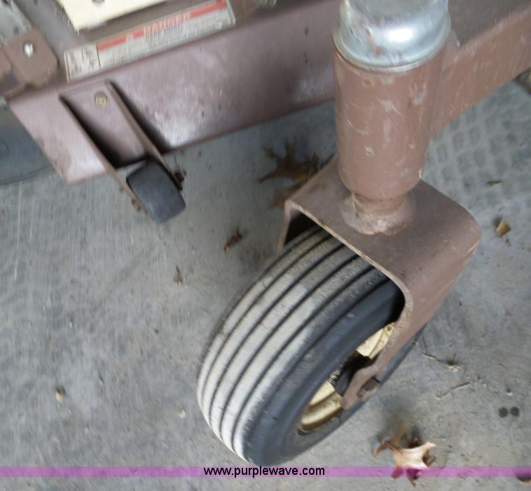 image for item BL9629 2007 Grasshopper 120K lawn mower