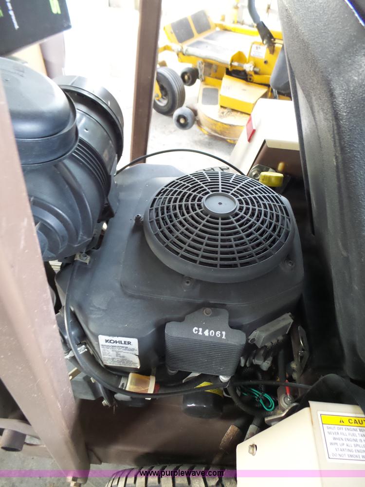 image for item BL9629 2007 Grasshopper 120K lawn mower