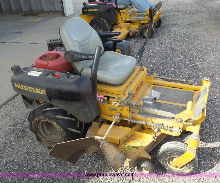 image for item BL9630 2006 Hustler FasTrak lawn mower