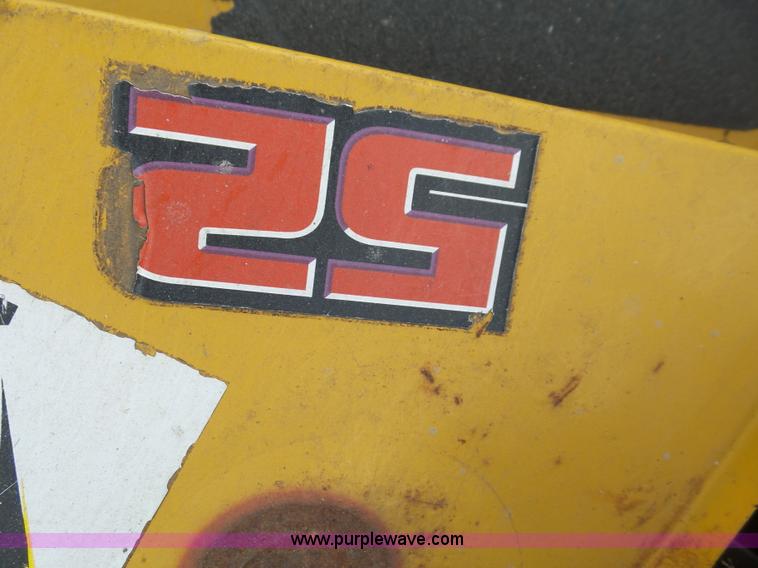 image for item BL9631 2006 Hustler FasTrak lawn mower