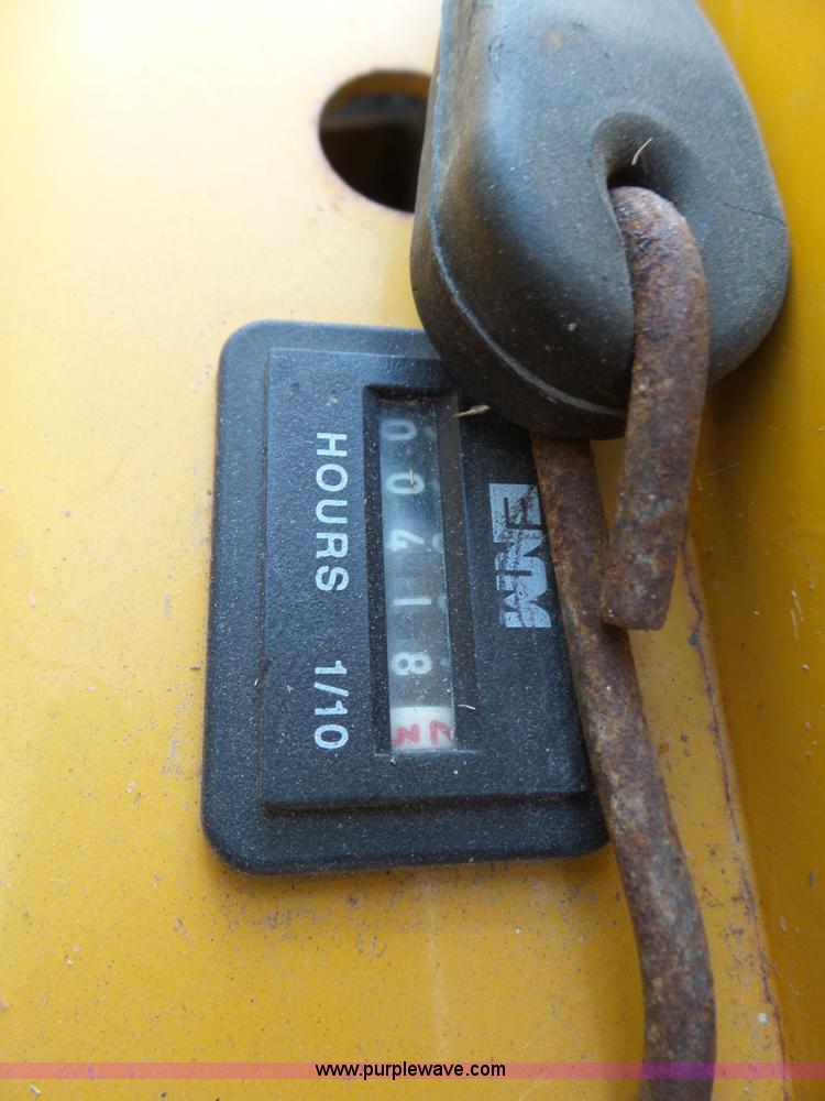 image for item BL9631 2006 Hustler FasTrak lawn mower