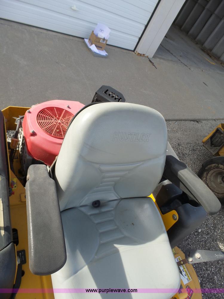 image for item BL9631 2006 Hustler FasTrak lawn mower