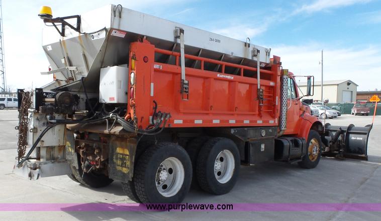 image for item BL9633 1999 International 4900 dump truck