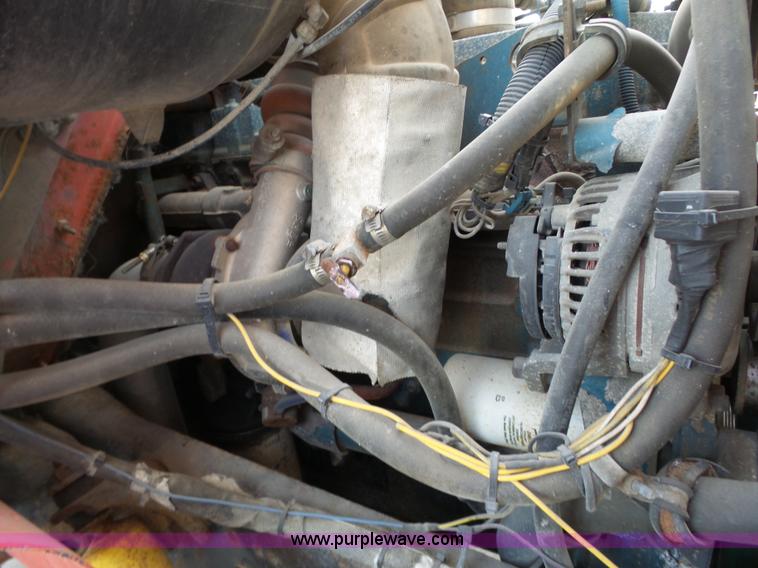 image for item BL9633 1999 International 4900 dump truck