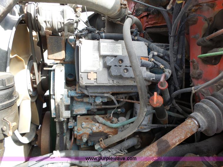 image for item BL9633 1999 International 4900 dump truck