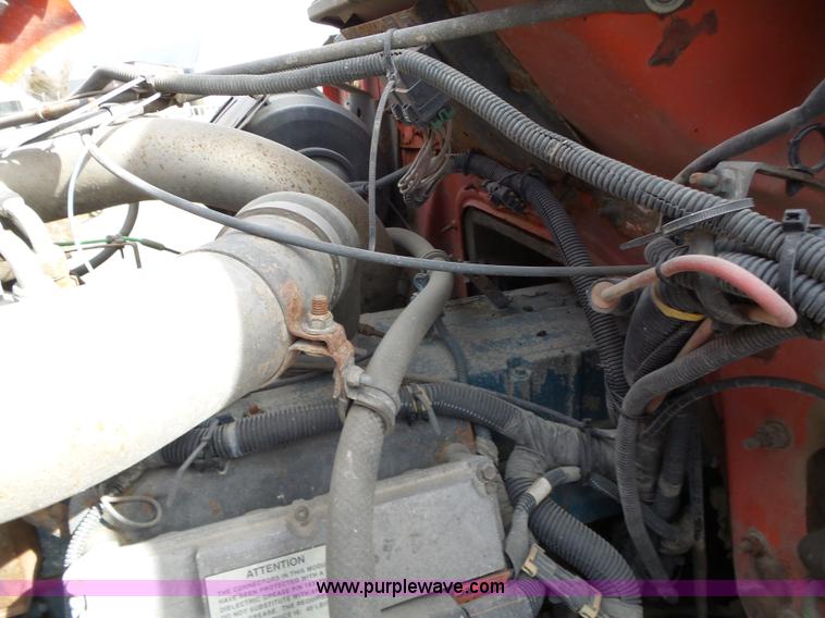 image for item BL9633 1999 International 4900 dump truck