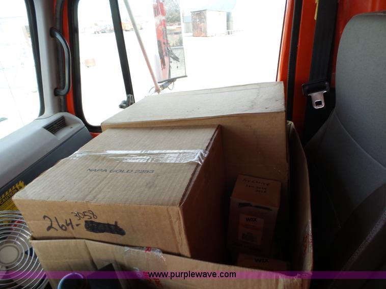 image for item BL9633 1999 International 4900 dump truck