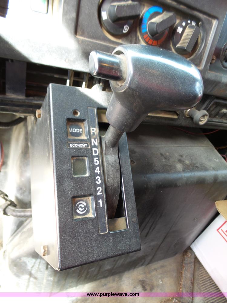 image for item BL9633 1999 International 4900 dump truck