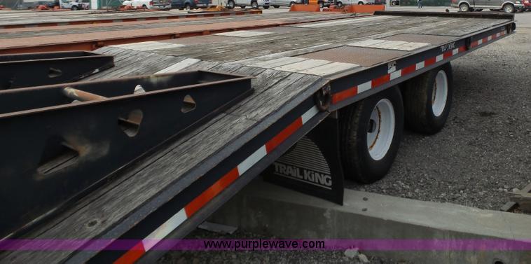 image for item BL9635 2000 Trail King TK20-2200 equipment trailer
