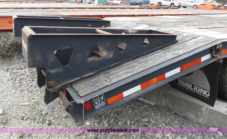 image for item BL9635 2000 Trail King TK20-2200 equipment trailer