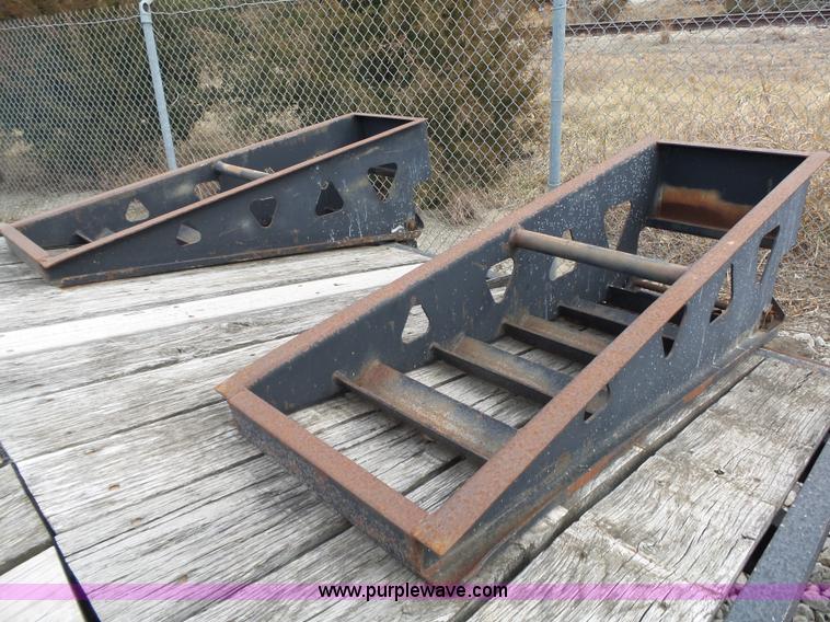 image for item BL9635 2000 Trail King TK20-2200 equipment trailer