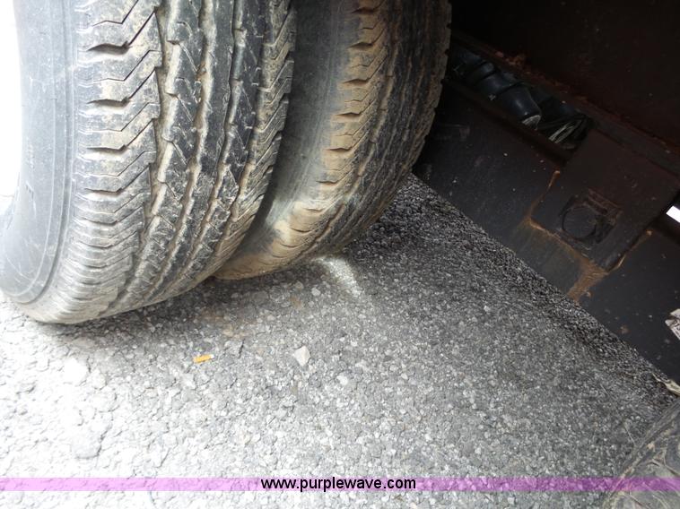 image for item BL9635 2000 Trail King TK20-2200 equipment trailer