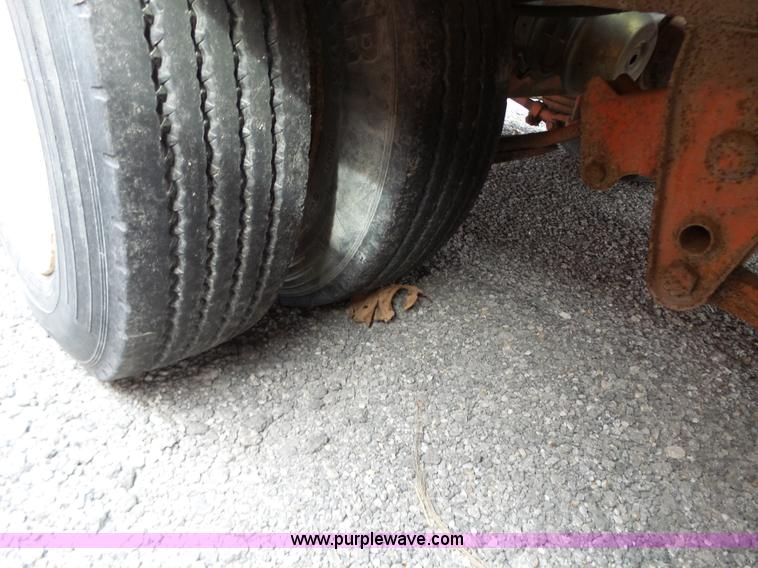 image for item BL9636 2002 Evaco Superline D020T312TSA tilt deck trailer