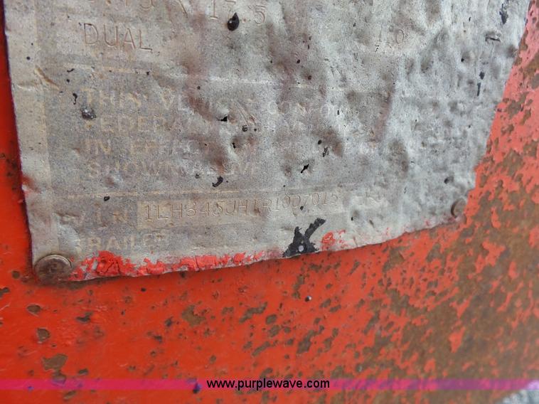 image for item BL9637 1994 Landoll 343-31 tilt deck trailer