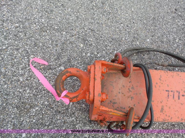 image for item BL9637 1994 Landoll 343-31 tilt deck trailer