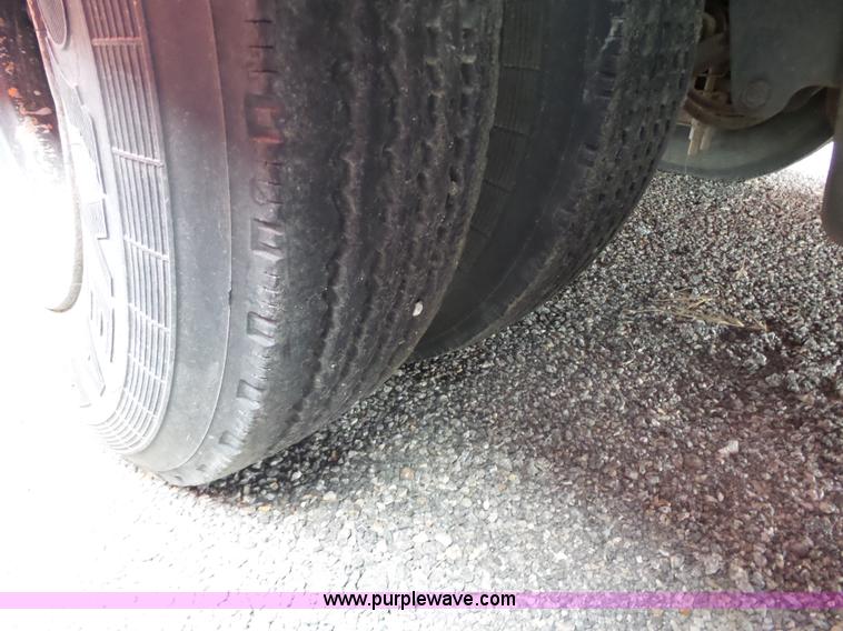 image for item BL9638 1991 Landoll 345 tilt deck trailer