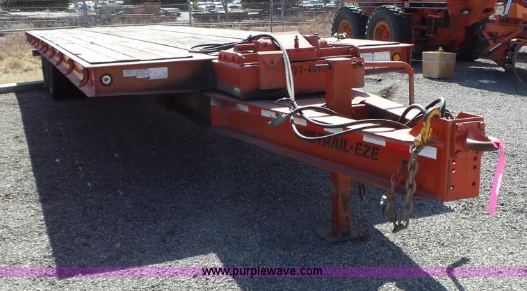 image for item BL9640 2006 Trail Eze TE401 tilt deck trailer