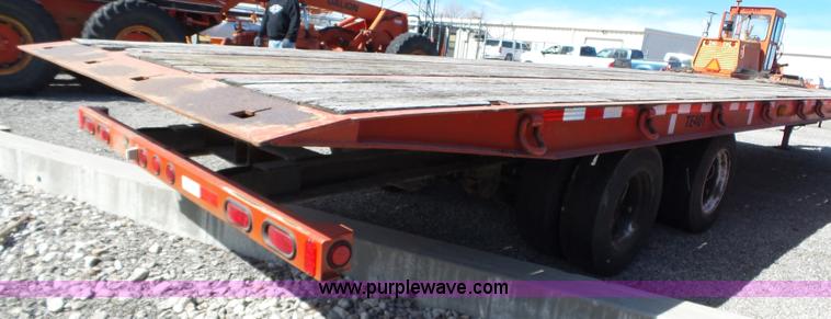 image for item BL9640 2006 Trail Eze TE401 tilt deck trailer