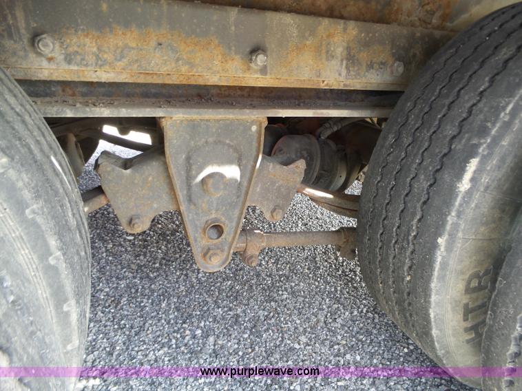 image for item BL9640 2006 Trail Eze TE401 tilt deck trailer