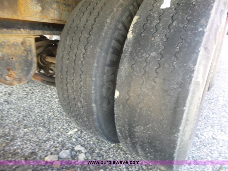 image for item BL9640 2006 Trail Eze TE401 tilt deck trailer