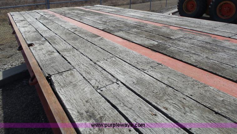 image for item BL9640 2006 Trail Eze TE401 tilt deck trailer