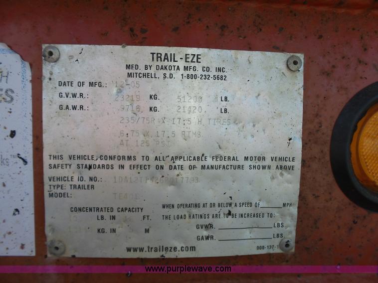 image for item BL9640 2006 Trail Eze TE401 tilt deck trailer