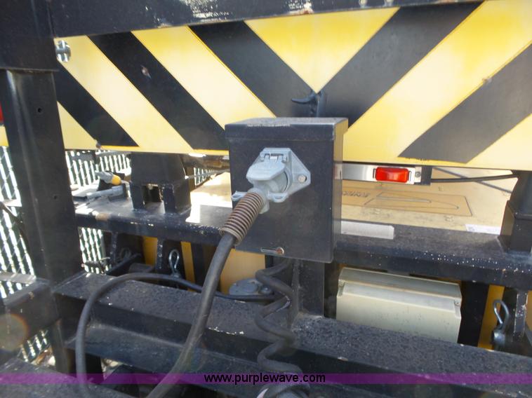 image for item BL9642 2003 Enabs Safe-Stop TM9180 crash attenuator