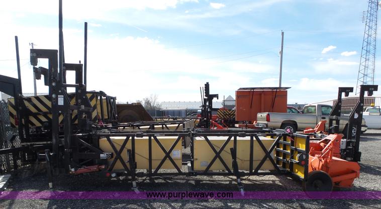 image for item BL9643 2002 Enabs Safe-Stop TM8290 crash attenuator