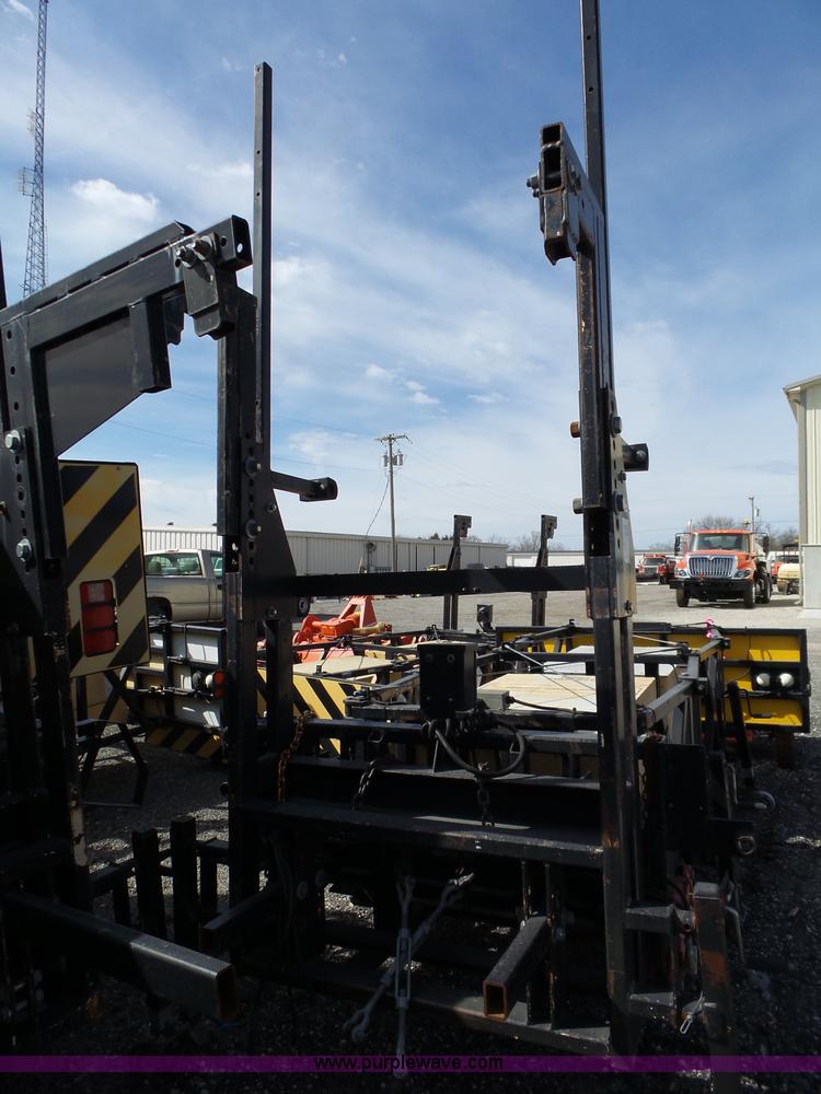 image for item BL9643 2002 Enabs Safe-Stop TM8290 crash attenuator